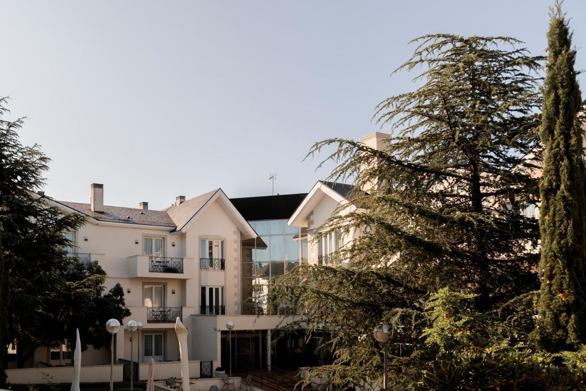 Hotel Pax Torrelodones Esterno foto