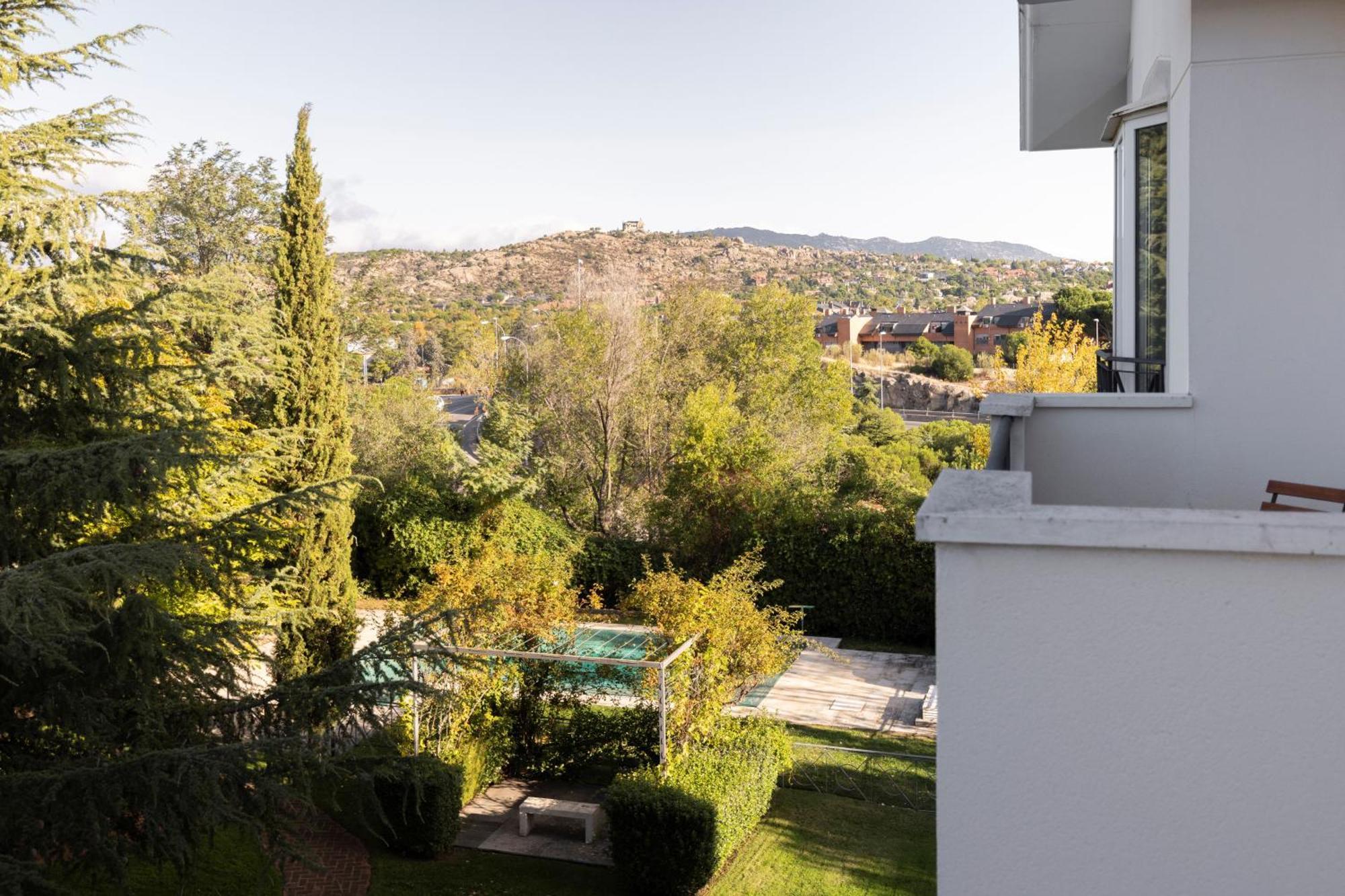 Hotel Pax Torrelodones Esterno foto