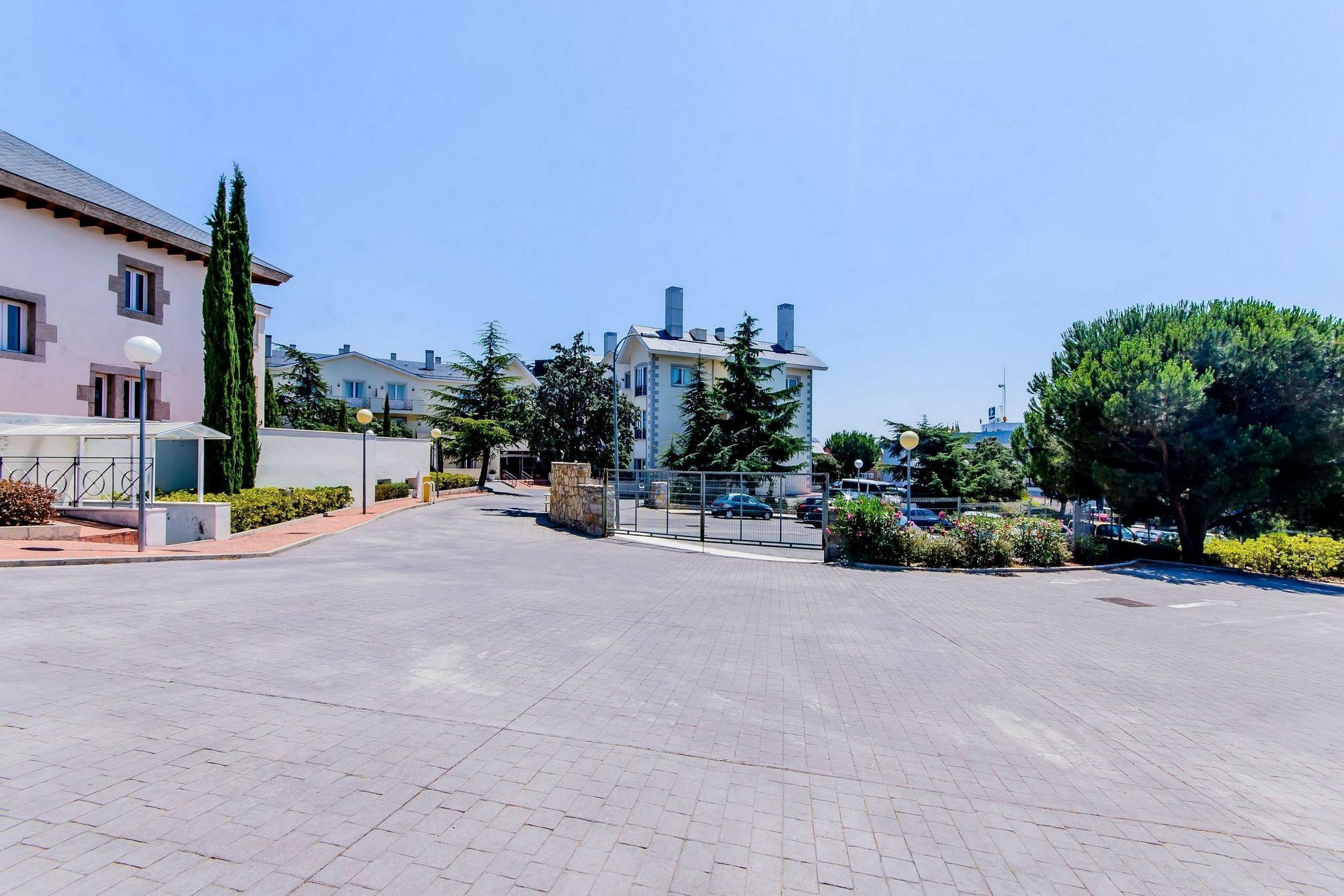 Hotel Pax Torrelodones Esterno foto